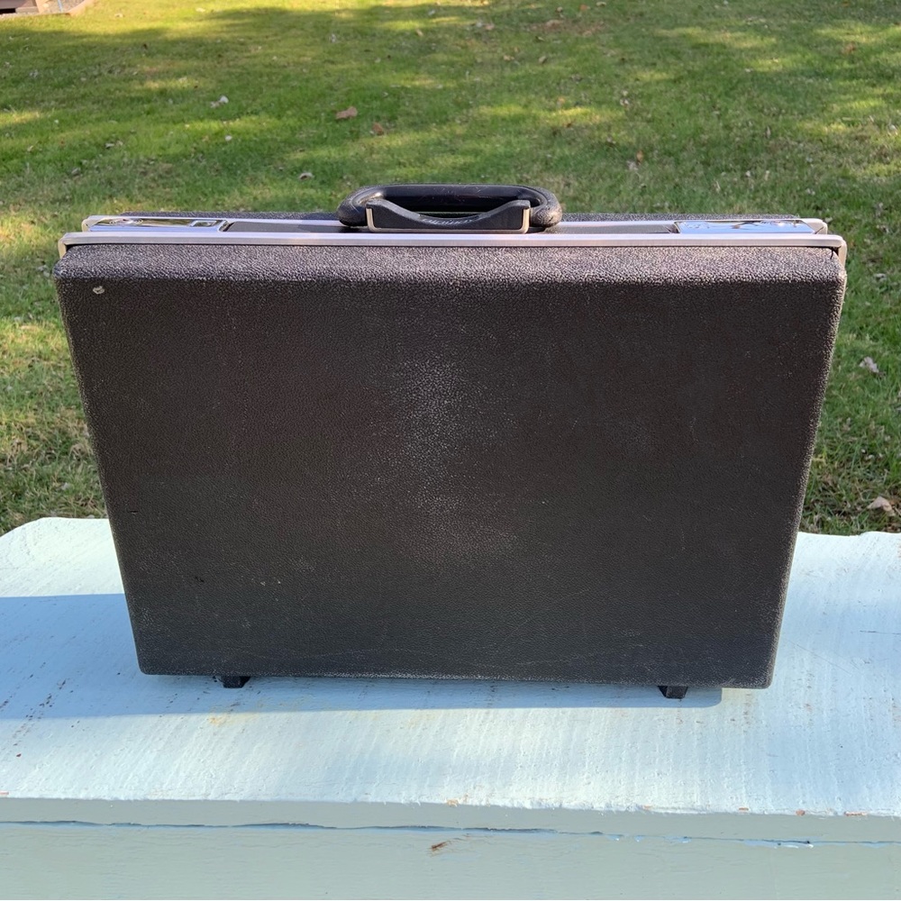 Vtg. 1970’s Airway Hard Sided Briefcase